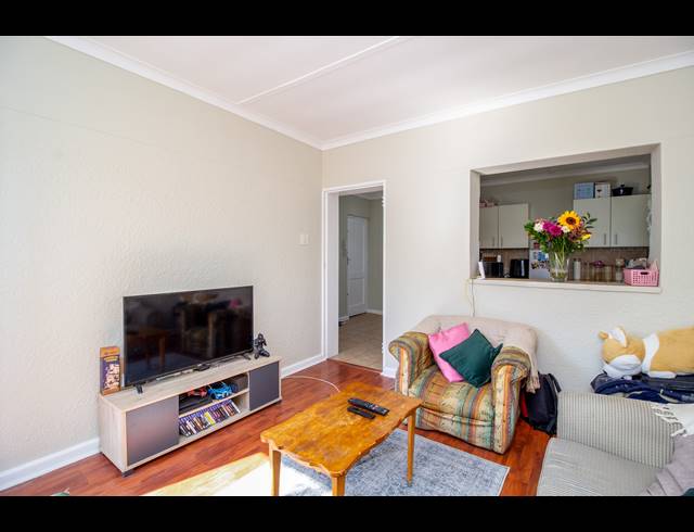 1 BEDROOM APARTMENT FOR SALE IN WYNBERG UPPER